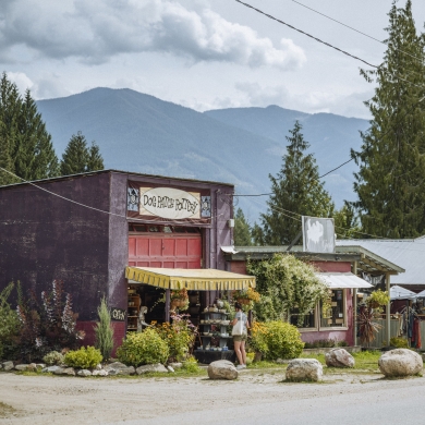 Artisan shops in the Village of Crawford Bay, BC